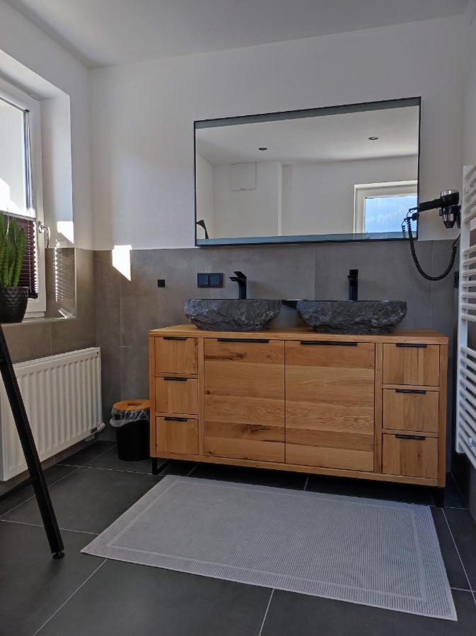 Ferienwohnung Tritscher Saalfelden Екстер'єр фото